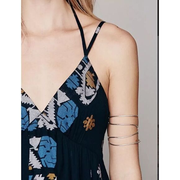 Free People Stiched with Love Maxi Dress Womens Size 8 Black Boho Tribal Flowy - Picture 14 of 14